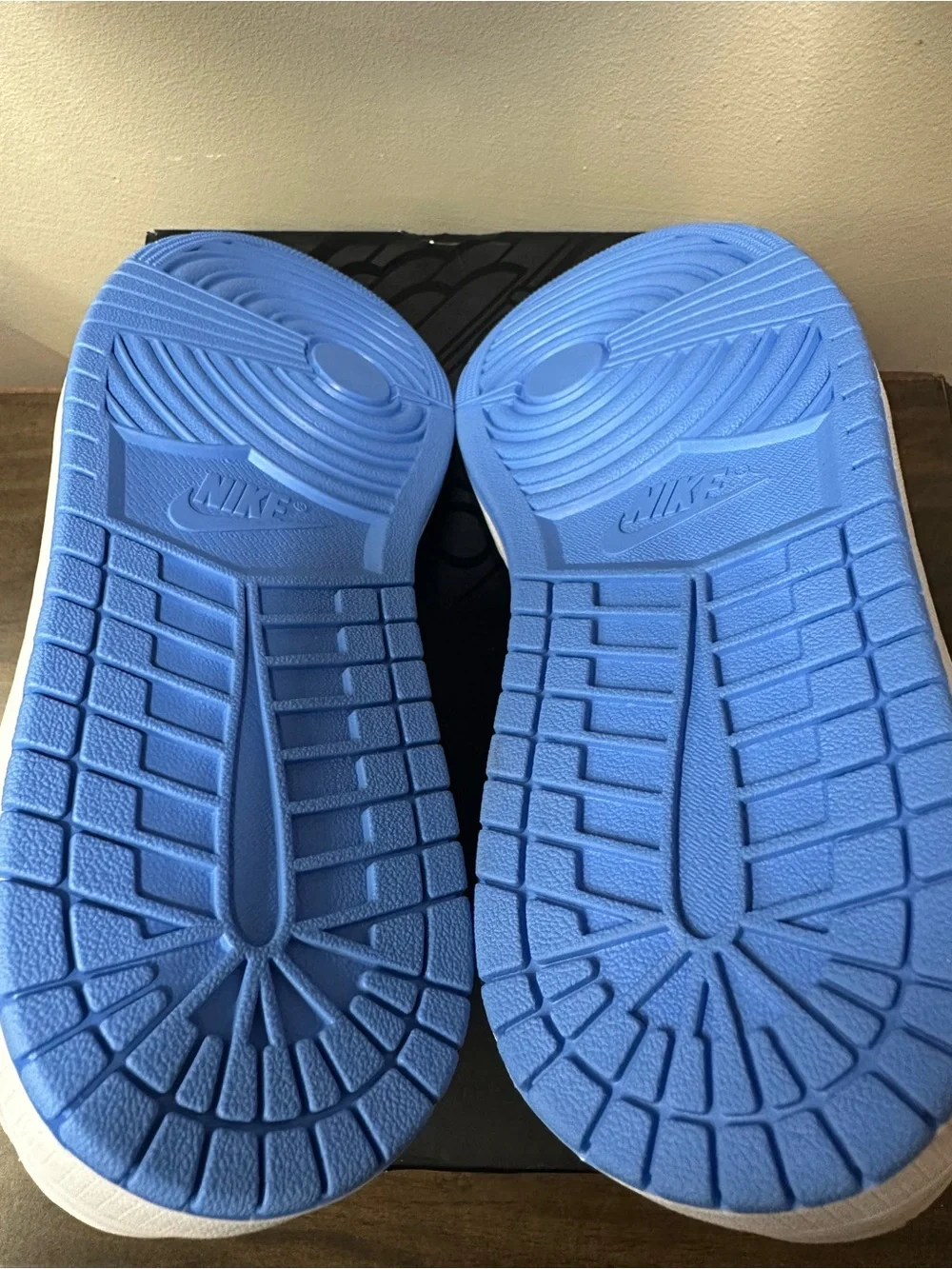 Nike Jordan 1 Mid Legend Blue/White Men's Size 10.5/12W/9.5UK